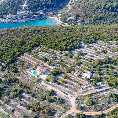 Robinsonhome Rasohatica * Korcula Town